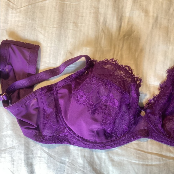 Oola purple unpadded bra. - Picture 7 of 7